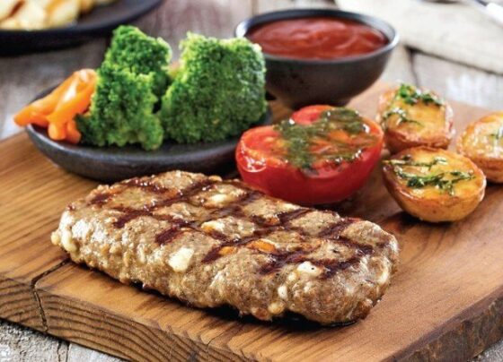 Hellimli steak köfte