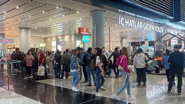Bakan Karaismailoğlu duyurdu: İstanbul Havalimanı’nda rekor kırıldı