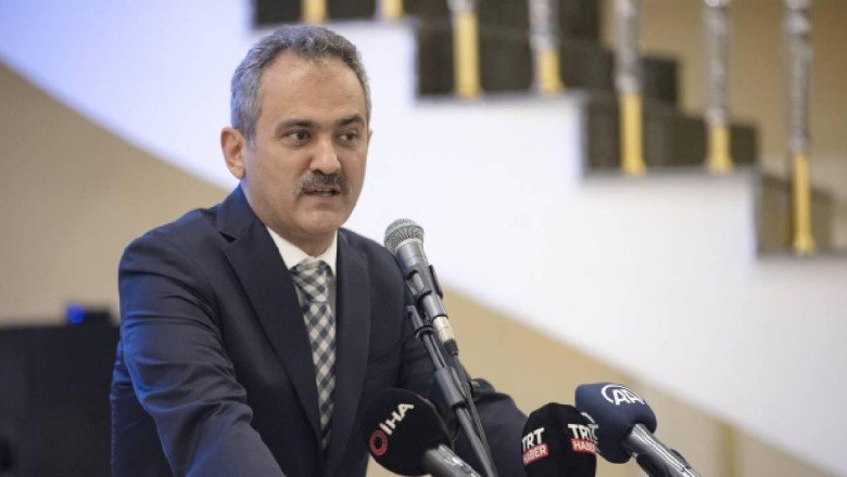 Bakan Özer: Hedefimiz, okullarımızda 100 milyon kitaba erişebilmek