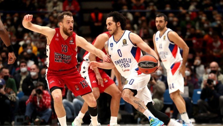 Euroleague play-off: Anadolu Efes-Olimpia Milano serisi 1-1 oldu, üçüncü maç istanbul’da