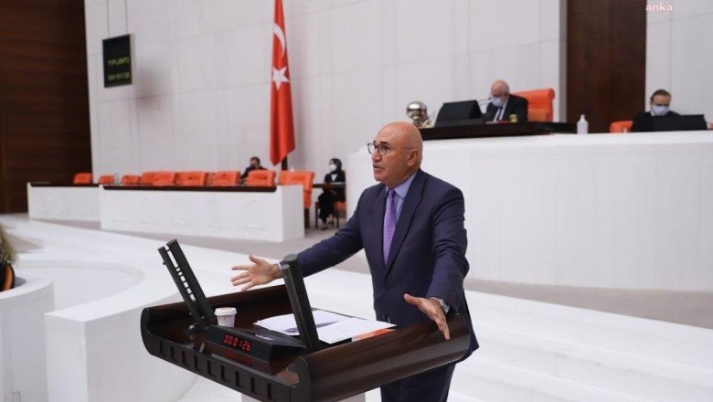 Mahmut Tanal Mücella Yapıcı’dan Mesaj Getirdi: “İnsanlık Yararına Çalıştığım İçin Cezalandırılıyorum. Bu, Benim Ağrıma Çok Gidiyor”