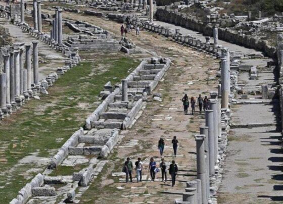 Perge Antik Kenti Nerede? Perge Antik Kenti'ne Nasıl Gidilir? Perge Tarihi Ve Özellikleri…