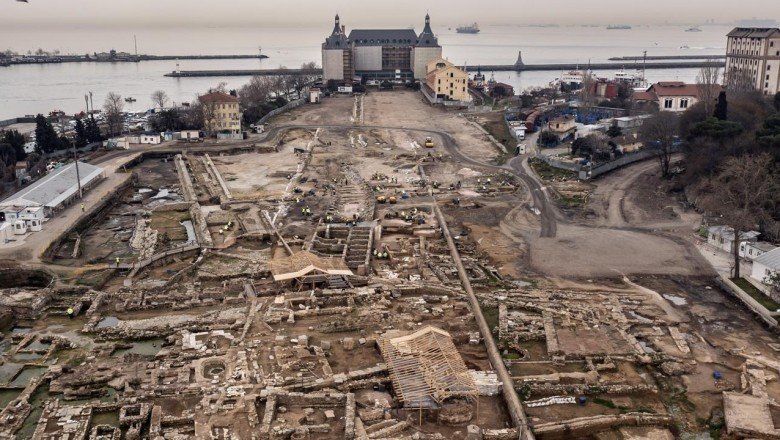 Haydarpaşa hazinesi: 5 metre kazıp M.Ö. 5. yüzyıla indiler
