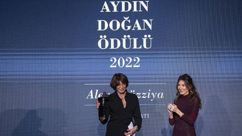 26. Aydın Doğan Ödülü’nün sahibi, seramik sanatçısı Alev Ebüzziya oldu