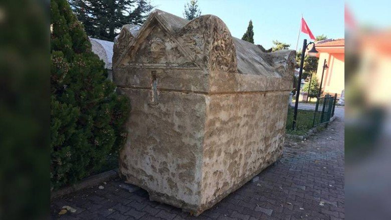 İnşaat kazısında Roma dönemine ait lahit bulundu