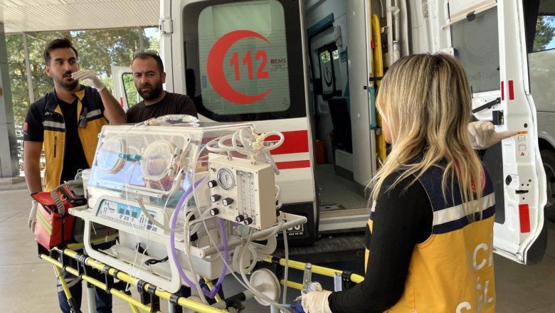Kızı prematüre doğan doktor, minik Eylül’ü tedavi yolculuğunda yalnız bırakmadı