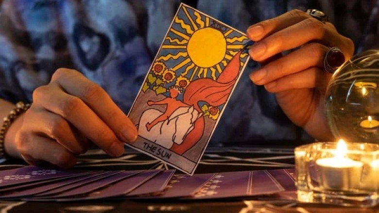 Tarot Falı Nedir? – Tarot Kartlarının Anlamları Nedir? Aşıklar Kartı Anlamı?