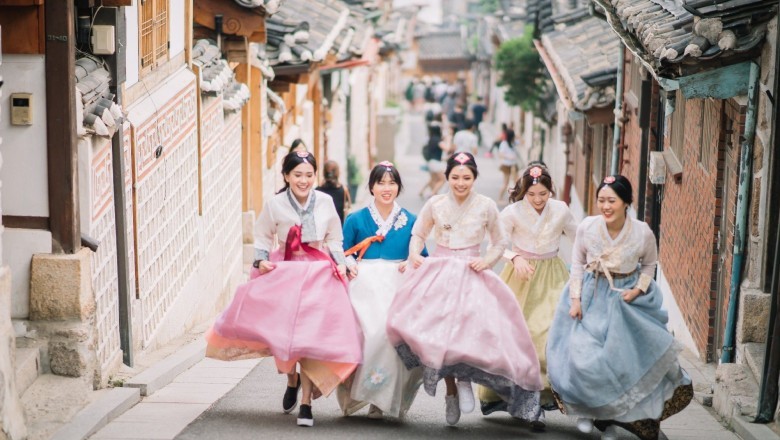 Kore’nin Geleneksel Kıyafeti: Hanbok’un Zerafeti ve Tarihi Dokusu