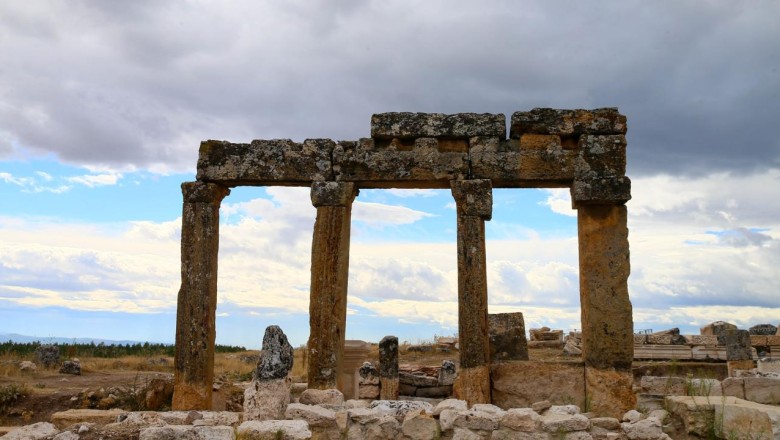 Blaundos’un 2 bin yıllık stadyumu gün yüzüne çıkarılıyor